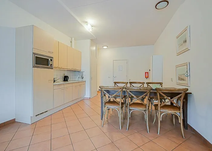 Wijde Blick 110 - Aan De Duinen - *